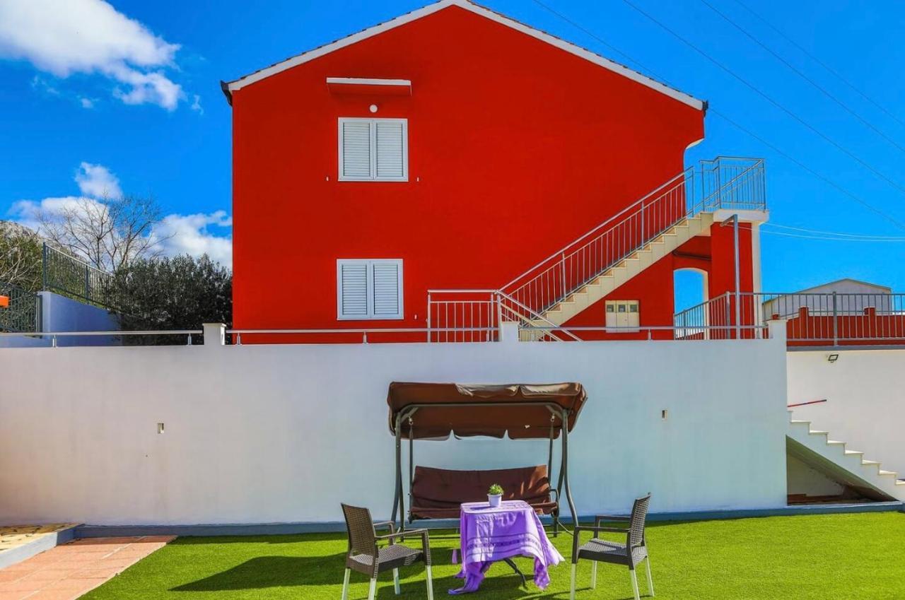 Villa Ana Kastel Sucurac Luaran gambar
