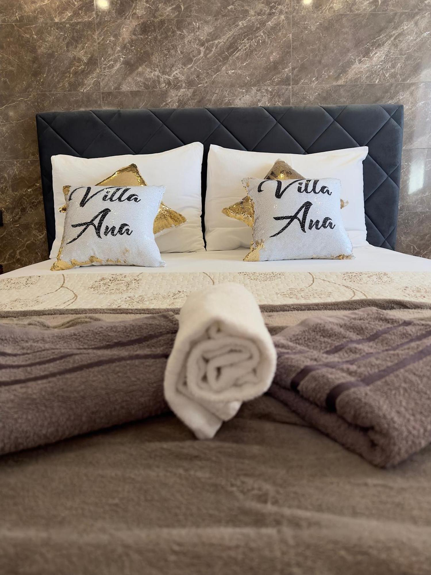 Villa Ana Kastel Sucurac Luaran gambar