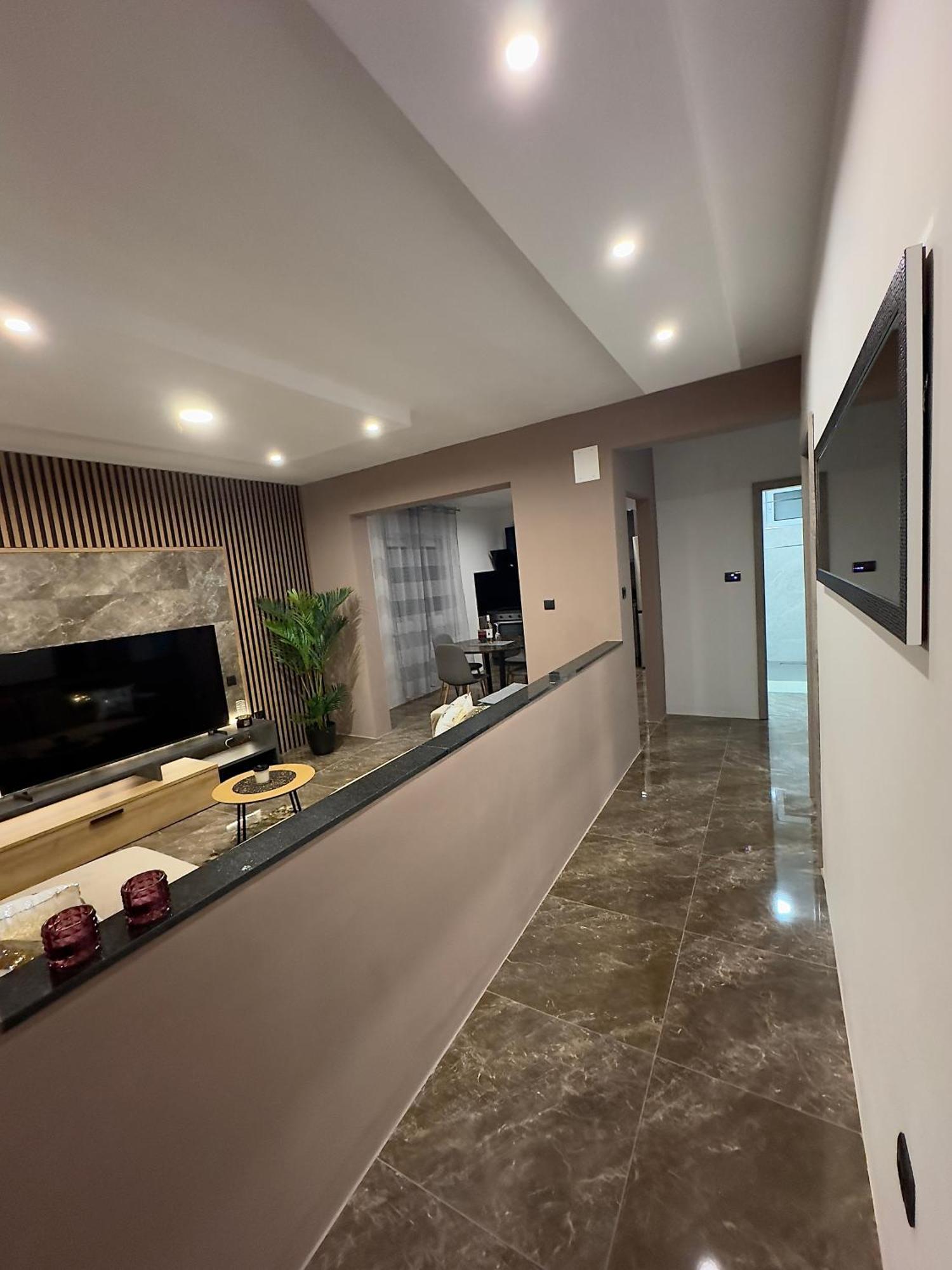 Villa Ana Kastel Sucurac Luaran gambar