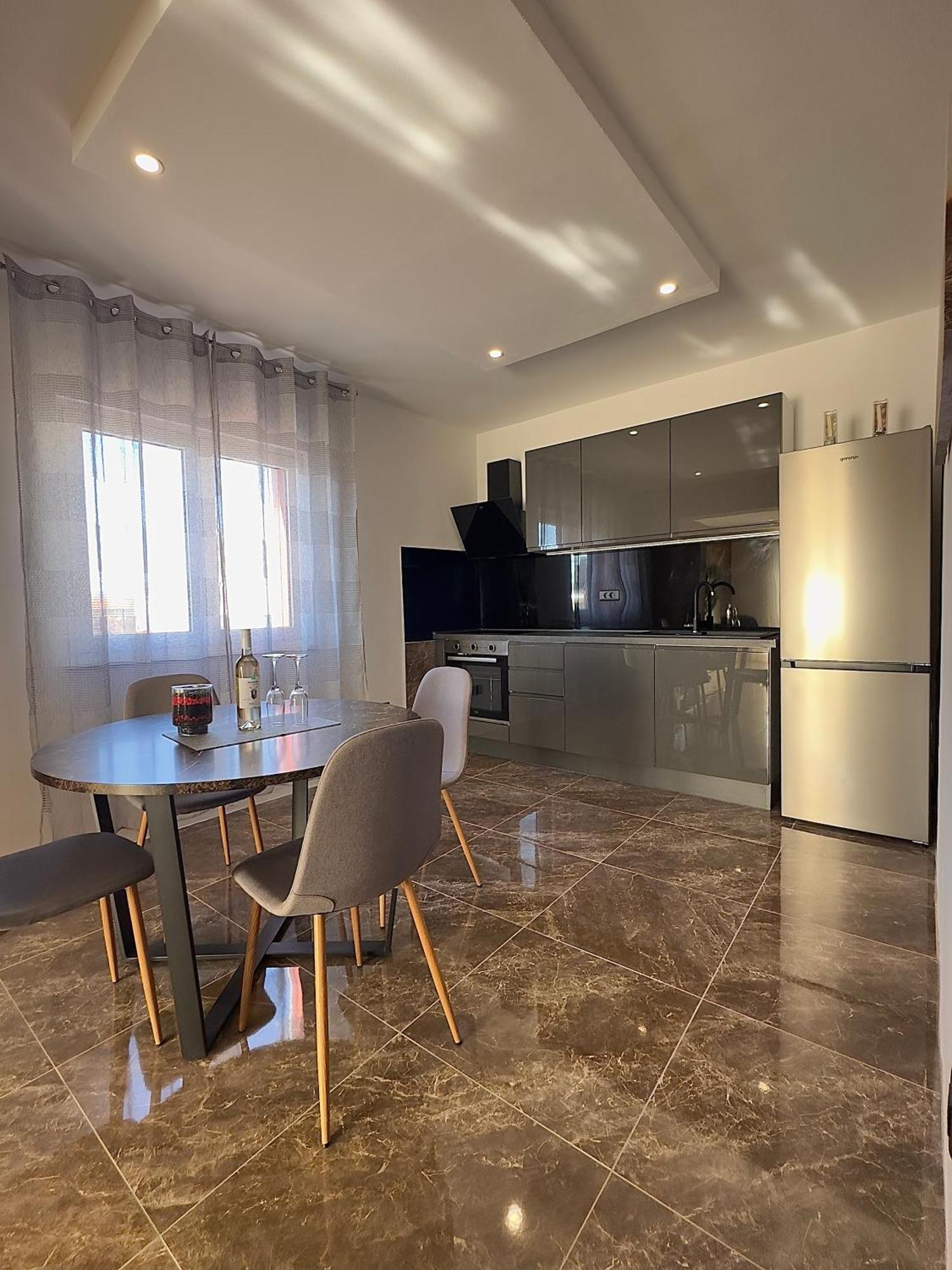 Villa Ana Kastel Sucurac Luaran gambar
