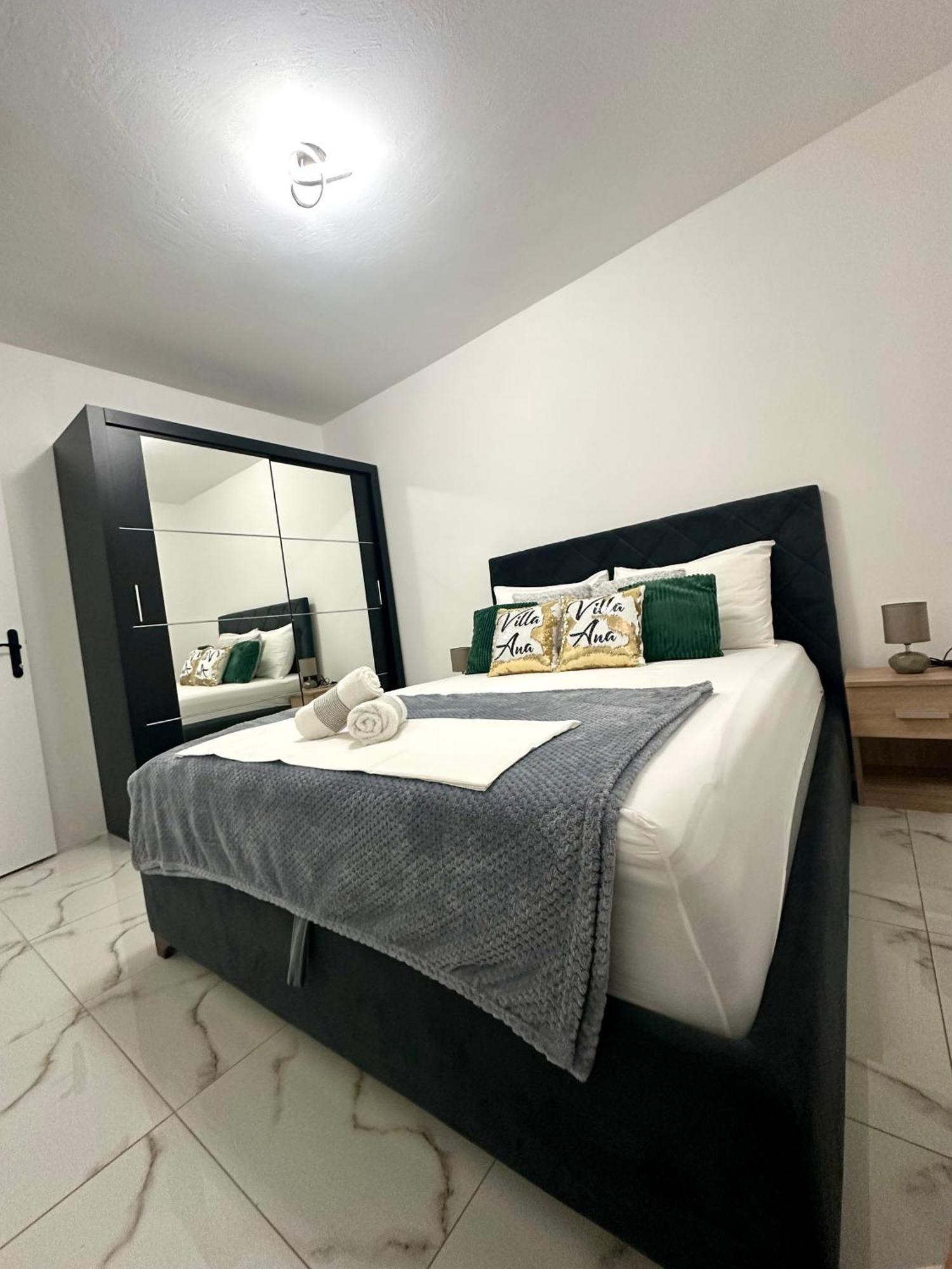 Villa Ana Kastel Sucurac Luaran gambar
